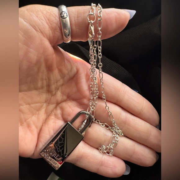 Furla Candy Lock in Silver with Free Chain - EUC - Picture 4 of 5